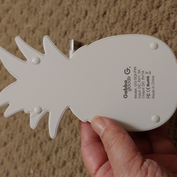 Pineapple charger - Picture 3 of 6